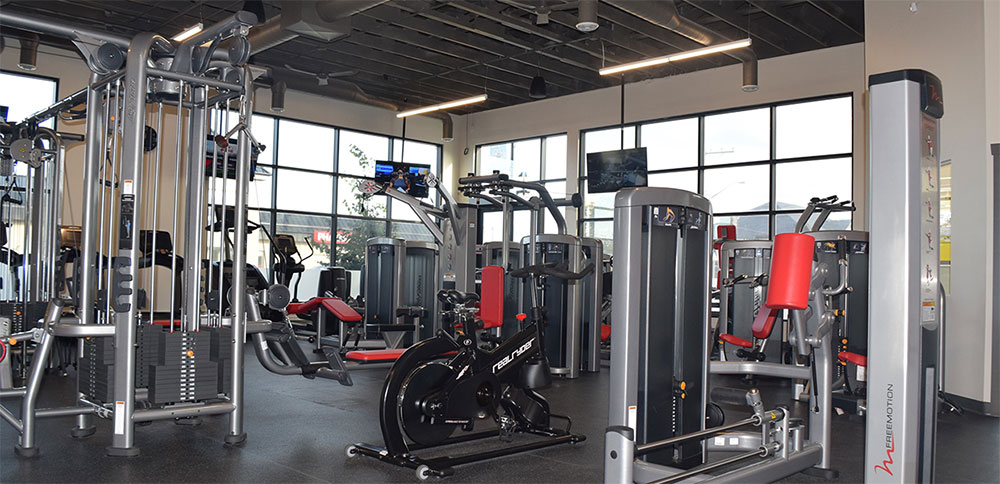 Explore Premium Amenities at Point Fitness Club Saskatoon - State-of-the-Art Equipment & More